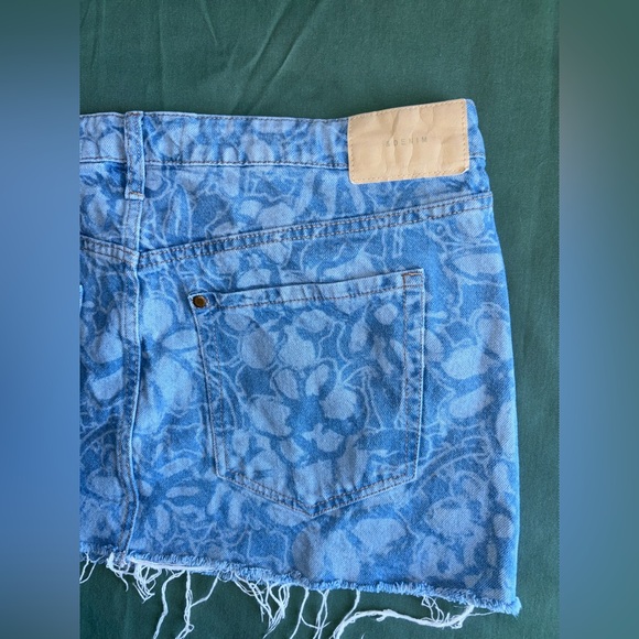 H&M The Water Saving Collection 90's Mini Skirt - Picture 4 of 6